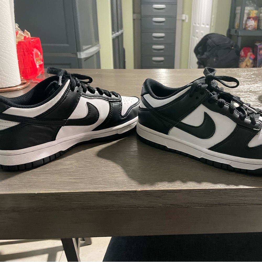 Nike Panda Dunks Low Size 5